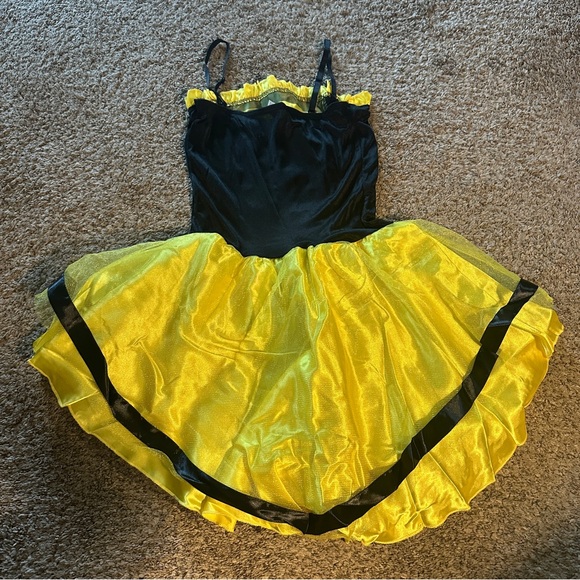 Bumble Beauty Bee Costume - Picture 2 of 6